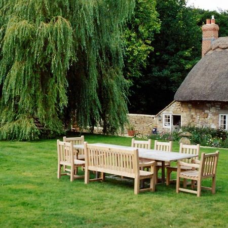 Afton Thatch: Beautiful Thatched Family Cottage เฟรชวอเตอร์ ภายนอก รูปภาพ