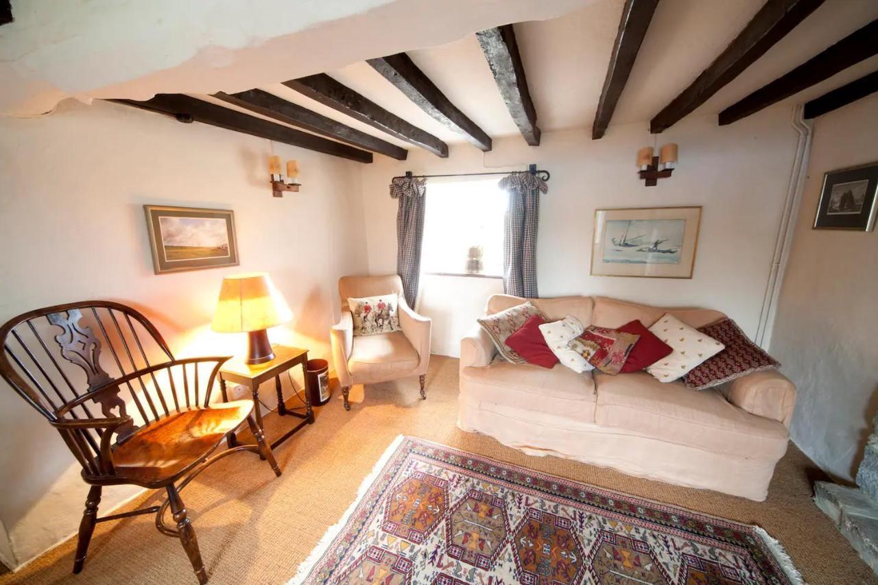 Afton Thatch: Beautiful Thatched Family Cottage เฟรชวอเตอร์ ภายนอก รูปภาพ