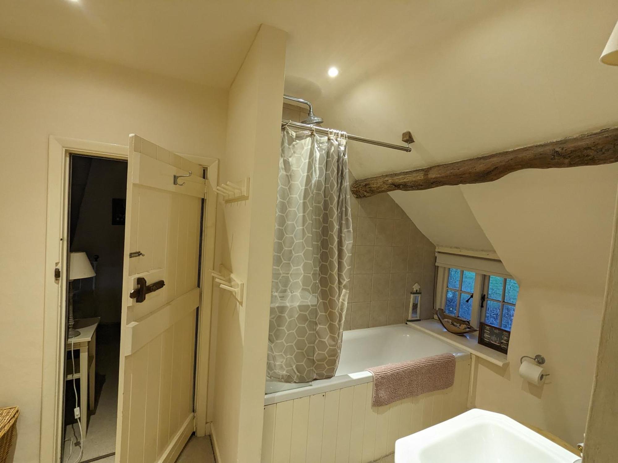 Afton Thatch: Beautiful Thatched Family Cottage เฟรชวอเตอร์ ภายนอก รูปภาพ